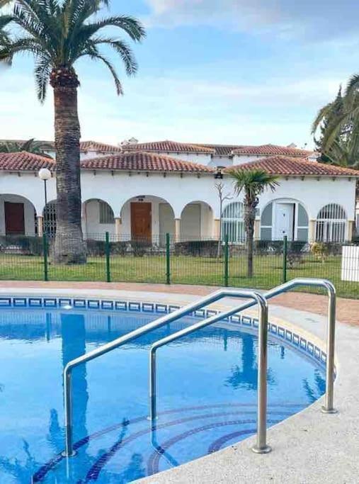 Bungalow Para 6 Pax A 7 Minutos De Playa Albir L'Alfas del Pi Luaran gambar