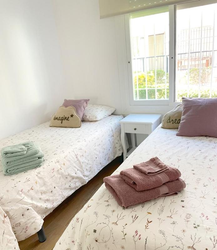 Bungalow Para 6 Pax A 7 Minutos De Playa Albir L'Alfas del Pi Luaran gambar