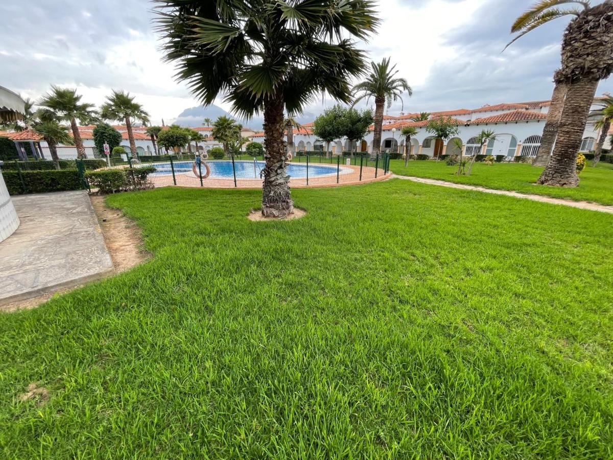 Bungalow Para 6 Pax A 7 Minutos De Playa Albir L'Alfas del Pi Luaran gambar